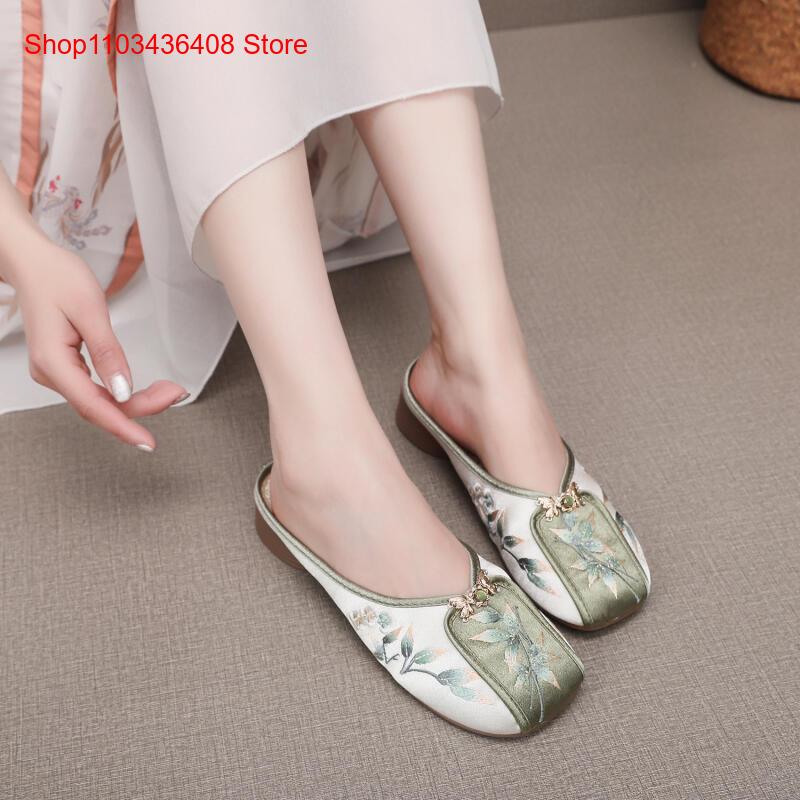 شباشب مطرزة جديدة للمنزل، أحذي - مراجعة Ethnic Fashion For Women وسعره