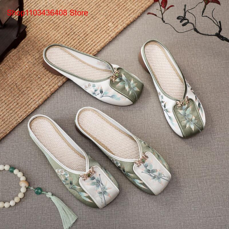 شباشب مطرزة جديدة للمنزل، أحذي - مراجعة Ethnic Fashion For Women وسعره