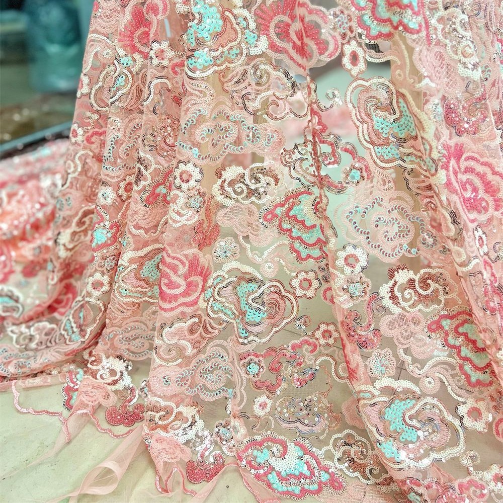 قطعتان من قماش الدانتيل المطرز - مراجعة Ethnic Fabric وسعره